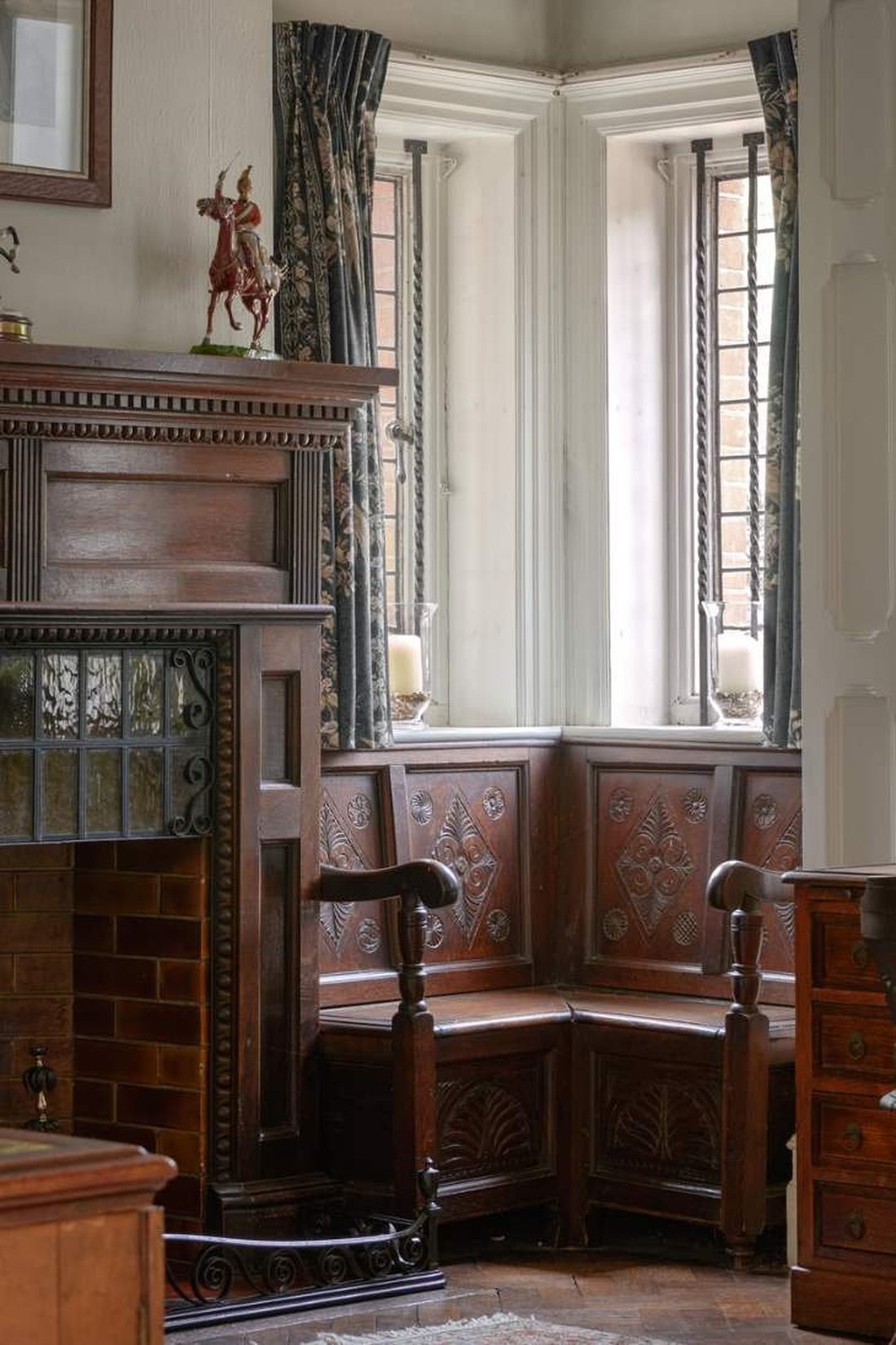 Panelled room with window seat