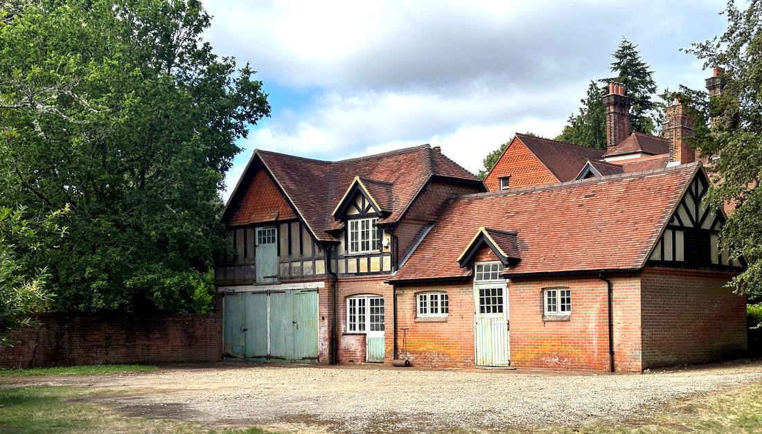 Victorian coach house and yard